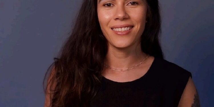 Formiguense lança segundo livro de poesias