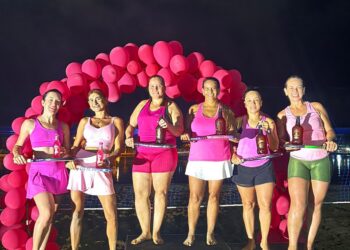 Torneio de Beach Tênis feminino movimenta o Clube Centenário em comemoração ao Outubro Rosa