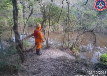 Homem de 40 anos desaparece após pane em veículo na zona rural de Arcos