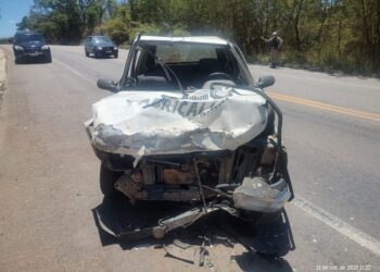 Dois homens ficam feridos em colisão na BR-494, em Divinópolis