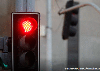 Entenda a proposta que retira exigência de autoescola para tirar CNH
