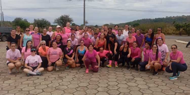 Último treinão da Corrida da Mulher reúne 60 participantes na Praia Popular
