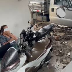 Polícia Militar divulga informações sobre acidente envolvendo caminhão no Novo Horizonte