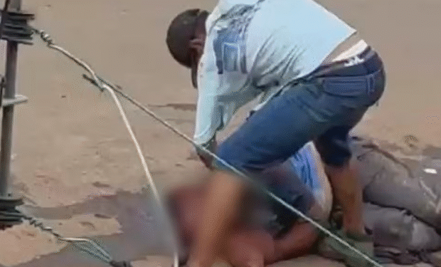 Jovem é preso após quebrar garrafa na cabeça de outro durante briga em Minas Gerais