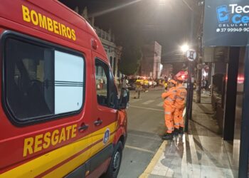 Bombeiros atuam na prevenção durante a Formiga Night Run; nenhum incidente é registrado
