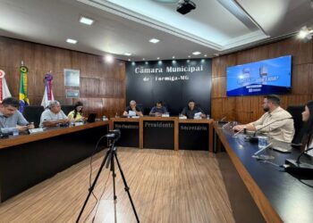 Câmara de Formiga promove audiência pública para debater sistema de distribuição de água e aumento das tarifas