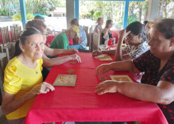 Centro de Convivência do Idoso realiza passeio ao Clube Náutico Formiguense
