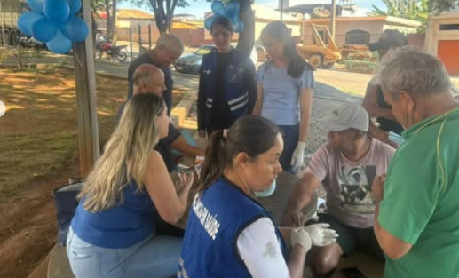 Córrego Fundo: Ação do Novembro Azul é realizada na Praça Américo Pinto da Silveira