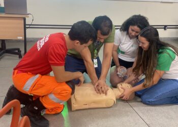 Bombeiros realizam treinamento sobre primeiros socorros e combate a incêndio no IFMG Formiga