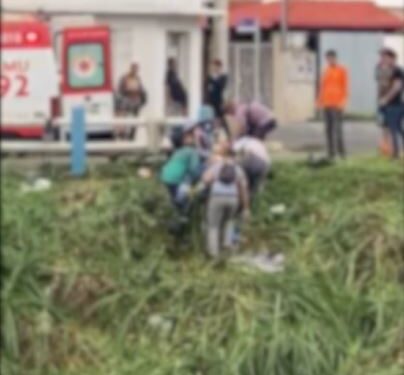 Homem é ferido por roçadeira em acidente de trabalho no Centro de Formiga