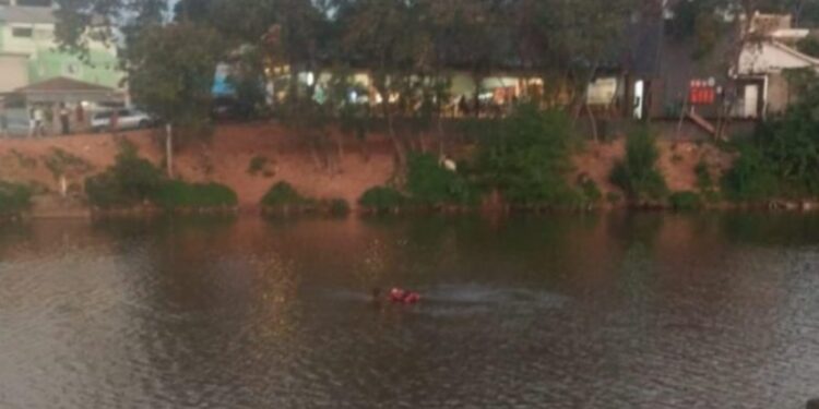 Homem morre afogado, e corpo é encontrado a 4 metros de profundidade em lagoa de Itaúna