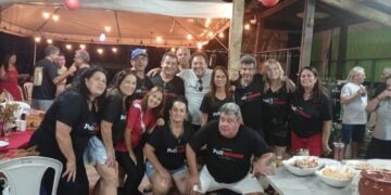 Ex-alunos do Polivalente se reencontram após 43 anos em Formiga