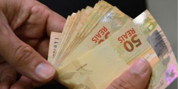 Segunda parcela do 13º salário deve ser paga nesta semana