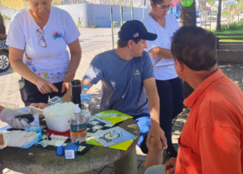 Saúde de Córrego Fundo realiza ação sobre Dezembro Vermelho
