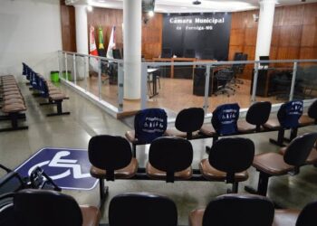 Reviravolta na eleição da Mesa Diretora da Câmara de Formiga: Cid retira chapa, Piruca registra novo grupo e Jaci entra com chapa incompleta