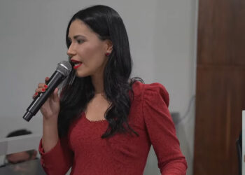 Joice Alvarenga se pré-candidata ao cargo de deputada estadual