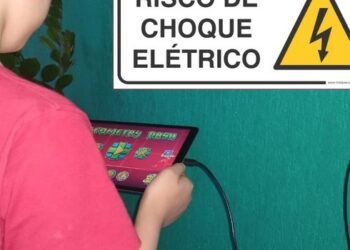 Férias escolares exigem atenção redobrada com segurança elétrica