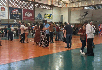 Córrego Fundo: Grupo de idosos participa de encontro regional em Cristais