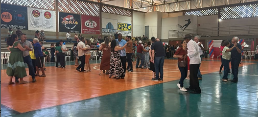 Córrego Fundo: Grupo de idosos participa de encontro regional em Cristais