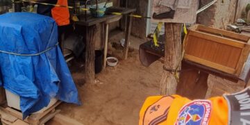 Bombeiros e Defesa Civil interditam residência no bairro alvorada após risco estrutural