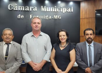 Jaci da Rua Nova é eleito presidente da Câmara para 2026 por 6 votos a 4