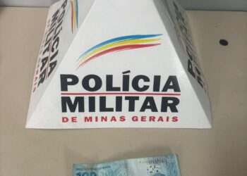 Policia Militar prende suspeita de roubo contra idoso em Formiga