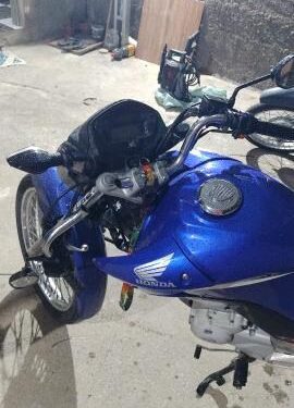 Formiga: buraco sem sinalização provoca acidente e prejuízos no Recanto da Praia