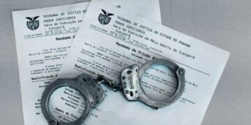 Homem com mandado de prisão é detido durante operação natalina em Formiga