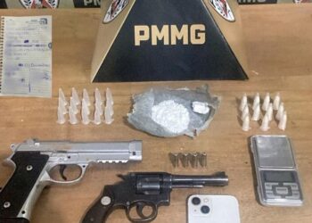 Polícia Militar prende jovem por tráfico de drogas e posse ilegal de arma em Bambuí