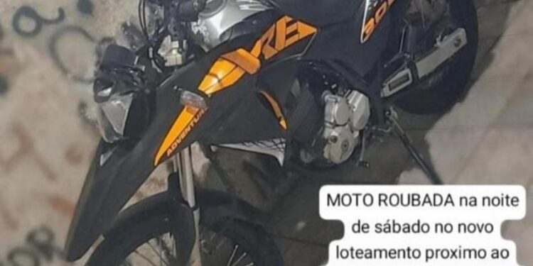Casal é surpreendido por assaltantes e tem moto levada no bairro Vista Real em Formiga