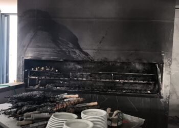 Incêndio atinge churrasqueira de restaurante em Formiga; empresa estava regularizada