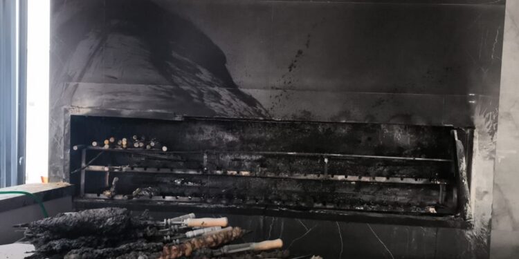 Incêndio atinge churrasqueira de restaurante em Formiga; empresa estava regularizada