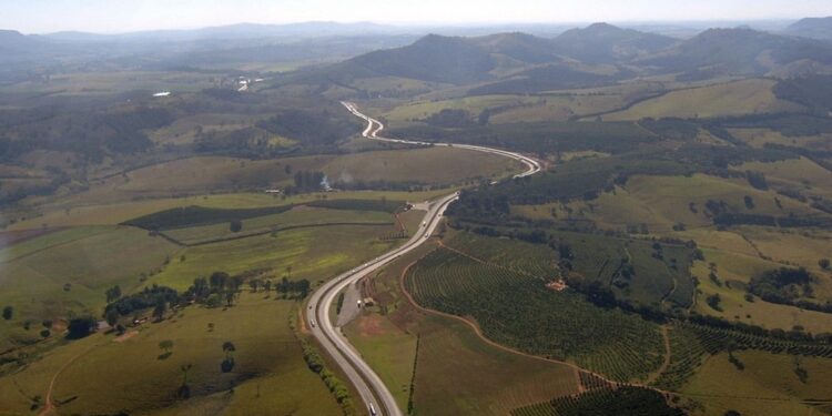 Motiva vence leilão da rodovia Fernão Dias e assume concessão até 2040