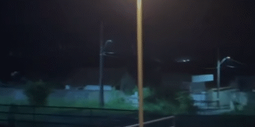 Praça Maria Luiza de Menezes é alvo de vandalismo no bairro Cidade Nova