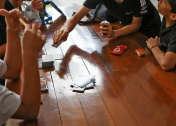 Acesso à internet na primeira infância mais do que dobrou desde 2015