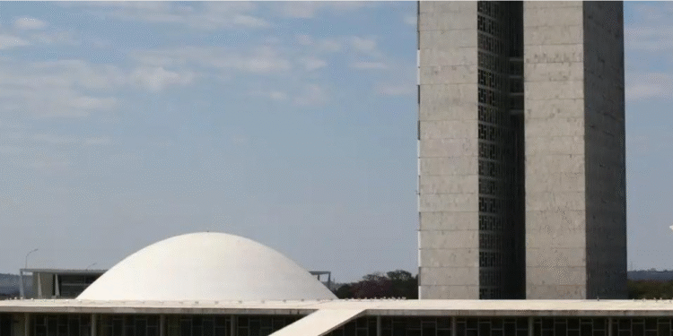 Congresso Nacional retorna às atividades com ano mais curto devido às eleições