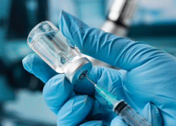 Prefeitura de Córrego Fundo disponibiliza vacina contra a dengue para adolescentes