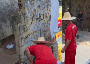 Em operação conjunta da Sejusp e PM, detentos limpam símbolos de facções criminosas
