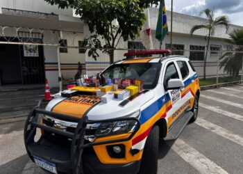 Grupo é detido na MG-050 após trazer do Paraguai centenas de ampolas para emagrecimento
