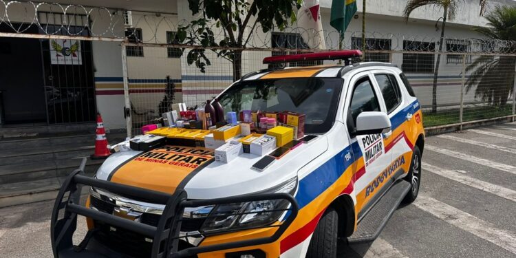 Grupo é detido na MG-050 após trazer do Paraguai centenas de ampolas para emagrecimento