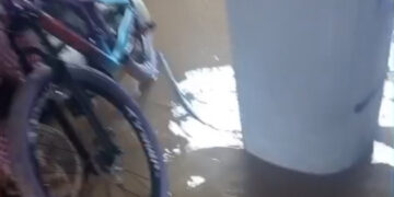 Saúde orienta população sobre cuidados após inundações em residências