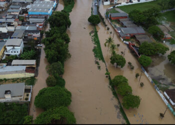 Chuvas em Formiga: Rompimento de adutoras e pane elétrica podem levar ao desabastecimento de água; população é orientada a economizar