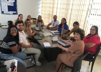 Secretaria de Educação promete estudo de impacto sobre horas adicionais de professores, informa Sintramfor