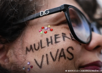 Três Poderes lançam pacto para enfrentamento ao feminicídio no Brasil