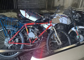 Formiga: PM apreende motocicleta e bicicleta motorizada por infrações de trânsito no bairro Ouro Branco
