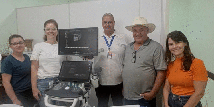 Prefeitura de Pains adquire novo aparelho de ultrassom para fortalecer a saúde pública