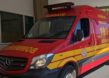Corpo de Bombeiros socorre vítima com dor abdominal intensa na madrugada desse domingo