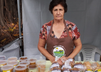 Produtores de Córrego Fundo participam de feira na Funed