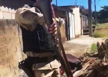 Família é feita refém e sequestrada durante roubo a sítio em MG; suspeitos são presos