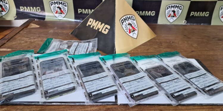 Operação conjunta entre as polícias Militar e Civil termina com casal preso e materiais apreendidos em Arcos